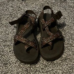 Brown chacos